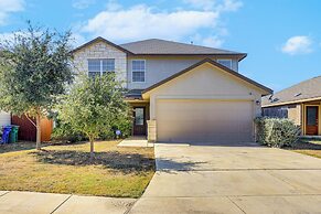 Retreat w/ Game Room: 15 Mi to Dtwn San Antonio!