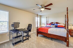 Retreat w/ Game Room: 15 Mi to Dtwn San Antonio!