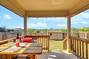 Retreat w/ Game Room: 15 Mi to Dtwn San Antonio!