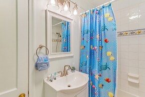 Walk to Ocean: Home w/ Deck in North Myrtle Beach