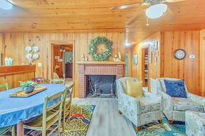 Walk to Ocean: Home w/ Deck in North Myrtle Beach