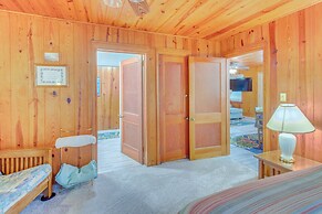 Walk to Ocean: Home w/ Deck in North Myrtle Beach