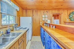 Walk to Ocean: Home w/ Deck in North Myrtle Beach