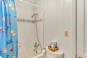 Walk to Ocean: Home w/ Deck in North Myrtle Beach