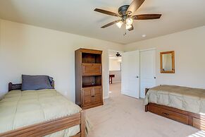 3 Mi to Downtown Prescott - Spacious Home w/ Patio