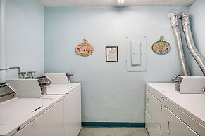 Community Pool & Ocean Views: Flagler Beach Condo!