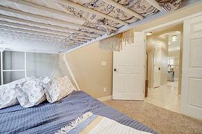 Family-friendly Goodyear Oasis: Fire Table, Pool!