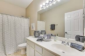 Family-friendly Goodyear Oasis: Fire Table, Pool!