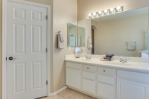 Family-friendly Goodyear Oasis: Fire Table, Pool!