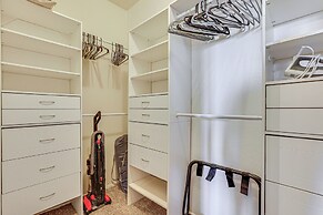 Family-friendly Goodyear Oasis: Fire Table, Pool!