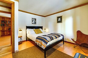 Spacious Cabin w/ 3 Decks: 4 Mi to Lake Tahoe!