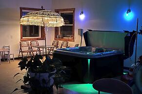8-acre Bridgman Oasis: Pool, Hot Tub & Game Room