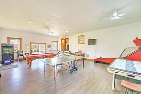 8-acre Bridgman Oasis: Pool, Hot Tub & Game Room