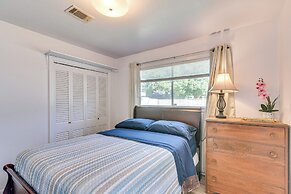 5 Mi to Texas City Dike & Beach: Home w/ Yard!