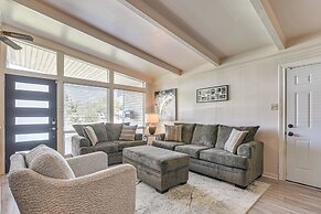 5 Mi to Texas City Dike & Beach: Home w/ Yard!