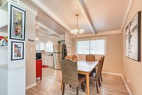 5 Mi to Texas City Dike & Beach: Home w/ Yard!