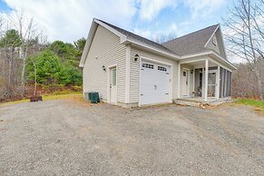 Ski, Hike & Boat: Modern Bridgton Retreat