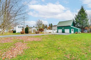 5 Mi to Lake Ontario: Mexico Home w/ Seasonal Pool