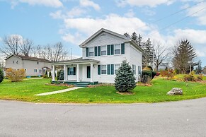 5 Mi to Lake Ontario: Mexico Home w/ Seasonal Pool