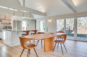 Custom-built Home Near Piscataqua River!