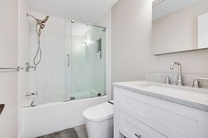 Custom-built Home Near Piscataqua River!