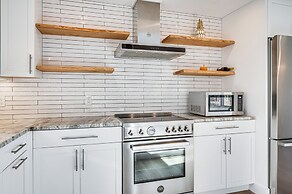 Custom-built Home Near Piscataqua River!