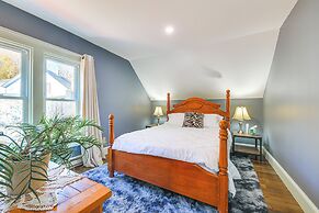 18 Mi to Skiing: Colorful Home in Springfield!