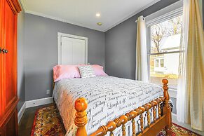 18 Mi to Skiing: Colorful Home in Springfield!
