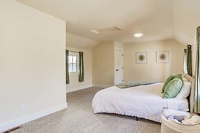 Walk to Independence Theatre: Dtwn Retreat!