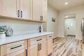 Walk to Independence Theatre: Dtwn Retreat!