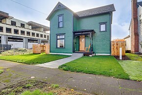 Walk to Independence Theatre: Dtwn Retreat!