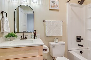 Walk to Independence Theatre: Dtwn Retreat!