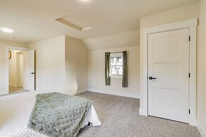 Walk to Independence Theatre: Dtwn Retreat!