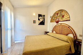 Residence with pool in Costa Paradiso