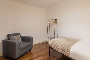 Host Stay Metropolitan House Apartment