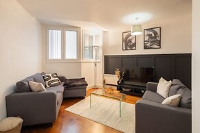 Host Stay Metropolitan House Apartment