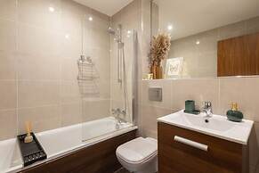 Host Stay Metropolitan House Apartment