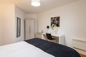 Host Stay Metropolitan House Apartment