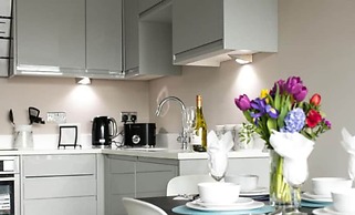 Gorgeous AP Next to Pier Beach