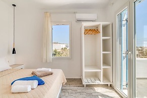 Venus s Seaside Bliss - Paros Dream Haven