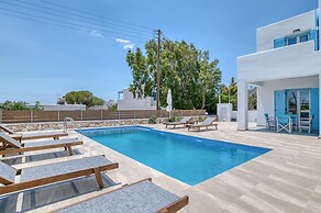 Venus s Seaside Bliss - Paros Dream Haven