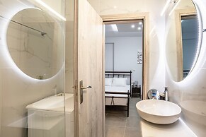 Filiatra Welcoming Hideaway - A Cozy Urban Escape