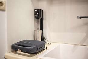 Filiatra Welcoming Hideaway - A Cozy Urban Escape