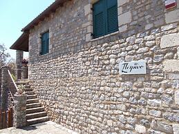 Verga Stone Haven - Seafront Waves Embrace