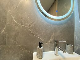 Kalamata Garden Haven - Escape Amidst Greenery