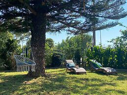 Kalamata Garden Haven - Escape Amidst Greenery