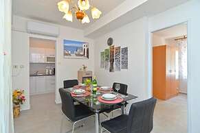 Welcoming Apartment With Garden