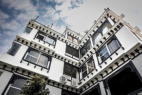 Udaipur View Guest House & Restaurant