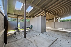 Central Bellevue Guesthouse 2 Bedroom Duplex