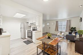 Central Bellevue Guesthouse 2 Bedroom Duplex